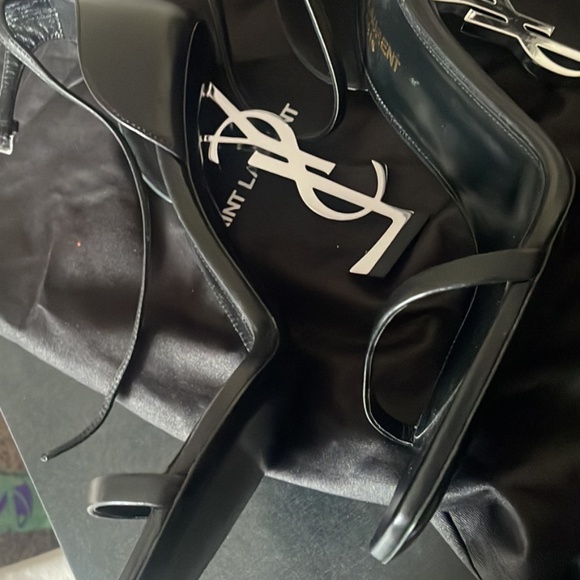 Ysl heels - Picture 2 of 8